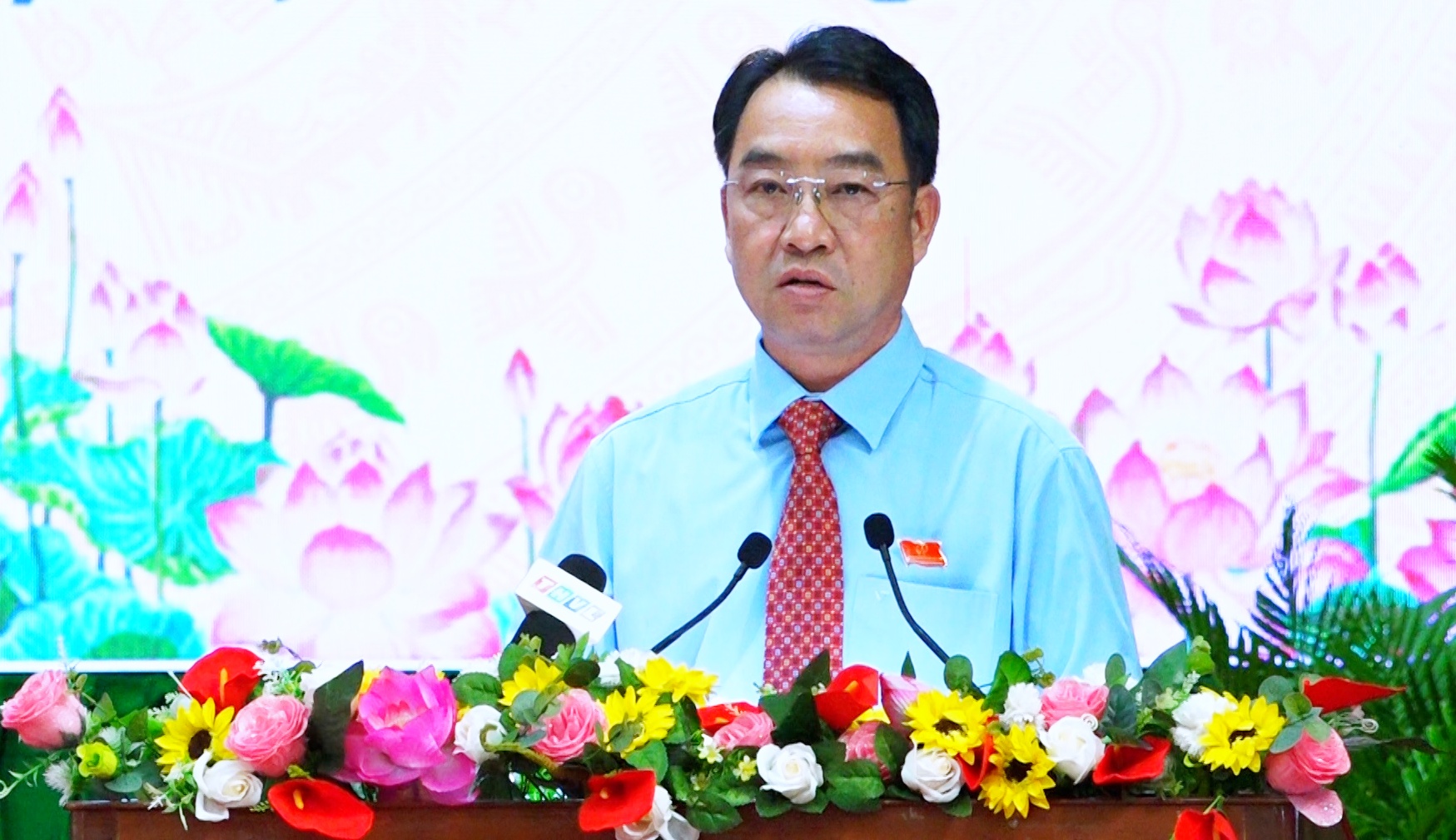 Ông Lữ Quang Ngời- Phó Bí thư Tỉnh ủy, Chủ tịch UBND tỉnh Vĩnh Long.
