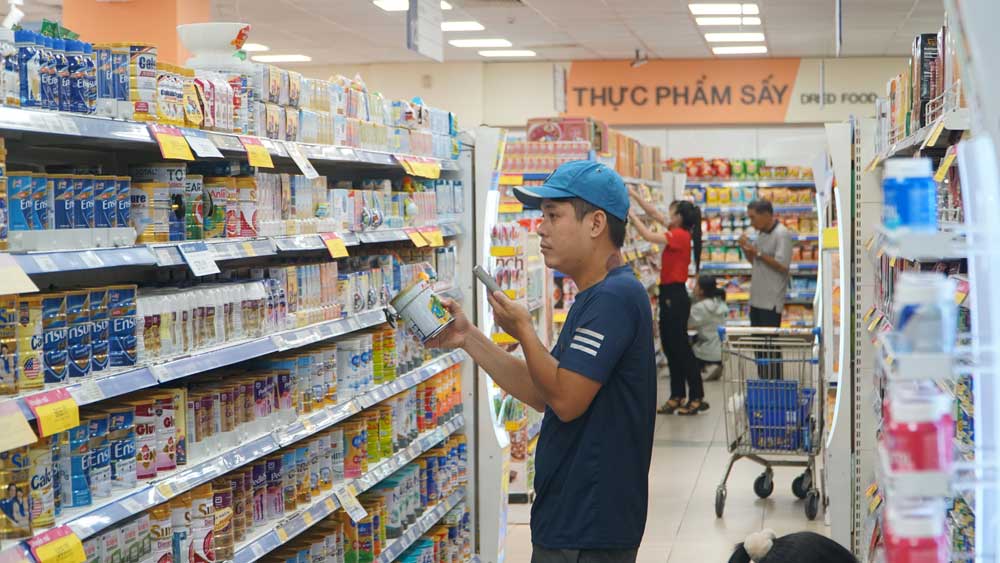 Người tiêu dùng cần kiểm tra kỹ thông tin, chọn mua hàng hóa rõ nguồn gốc, không sử dụng hàng giả, hàng nhái, kém chất lượng.
 