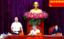 Thường trực Tỉnh ủy Trà Vinh, Bến Tre, Vĩnh Long góp ý dự thảo Báo cáo chính trị trình Đại hội Đảng bộ tỉnh Vĩnh Long, nhiệm kỳ 2025-2030