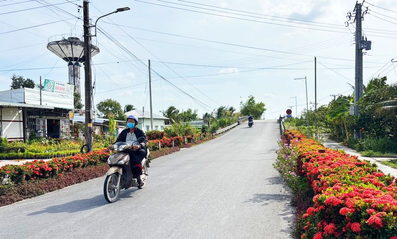Diện mạo nông thôn, đời sống người dân không ngừng đổi mới.