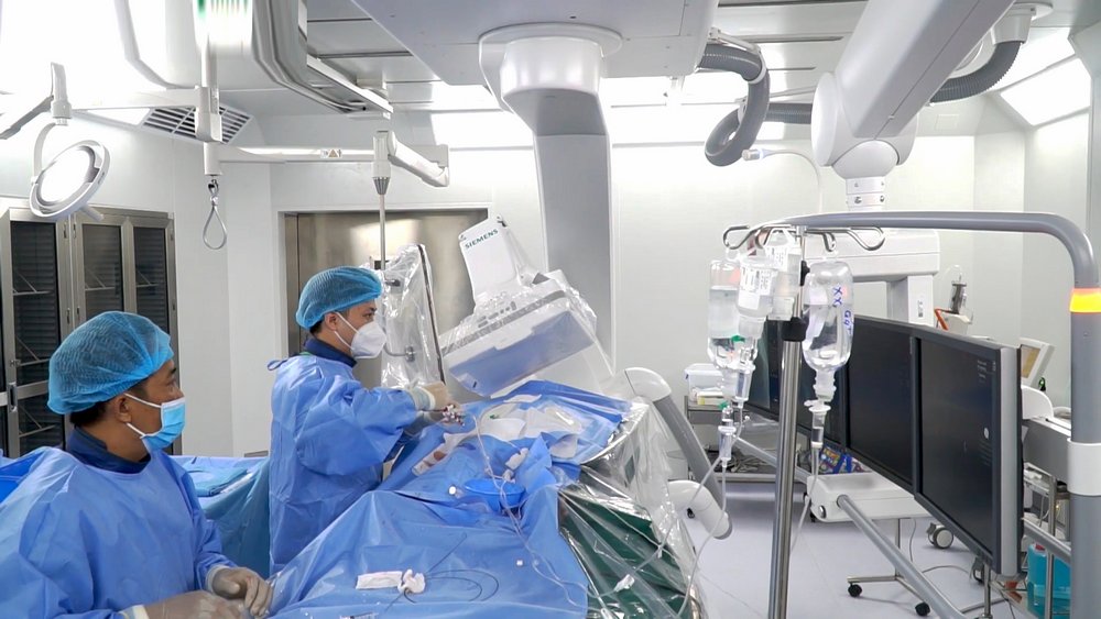 Hệ thống can thiệp mạch DSA tại BVĐK Vĩnh Long được đầu tư từ nguồn tài trợ của Báo và Đài Phát thanh- Truyền hình tỉnh Vĩnh Long.