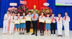 “Cánh én hồng” miệt mài lan tỏa giá trị tốt đẹp cho thiếu nhi