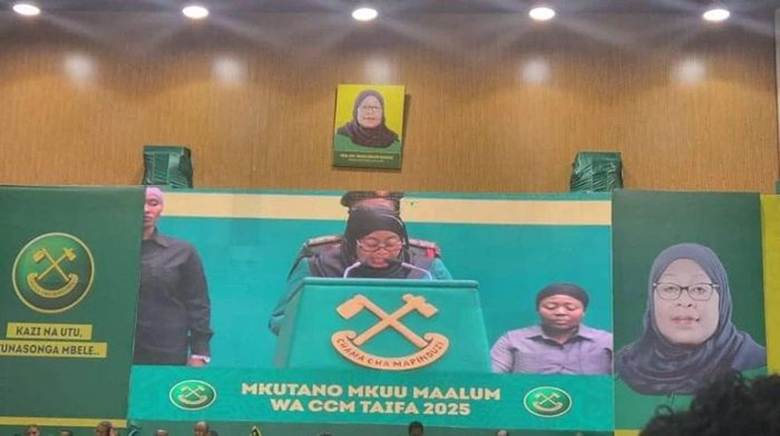 Tổng thống Tanzania, Chủ tịch Đảng Chama Cha Mapinduzi - Tiến sĩ Samia Suluhu Hassan phát biểu tại Hội nghị.

