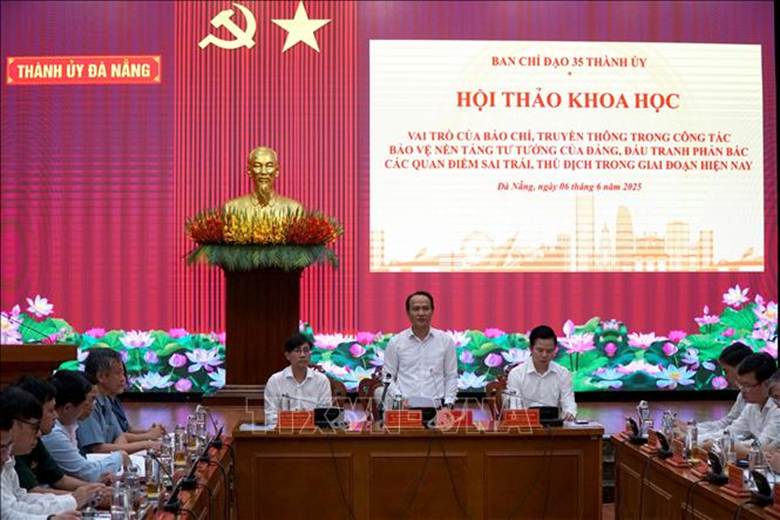 Quang cảnh hội thảo. 