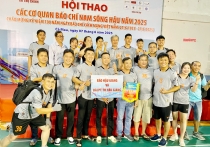 Sân chơi gắn kết những người làm báo Nam Sông Hậu