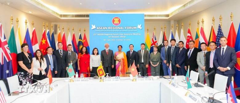 Đại biểu dự Cuộc họp lần thứ 23 Nhóm giữa kỳ Diễn đàn Khu vực ASEAN (ARF) về Cứu trợ thảm họa. (Ảnh: TTXVN phát)