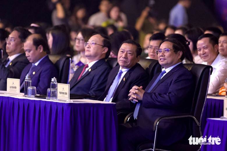 
Cùng với Thủ tướng Phạm Minh Chính, dự sự kiện còn có Trưởng Ban Tuyên giáo và Dân vận Trung ương Nguyễn Trọng Nghĩa; các ủy viên, nguyên ủy viên Trung ương Đảng, ủy viên dự khuyết Trung ương Đảng, lãnh đạo ban bộ ngành Trung ương và Hà Nội cùng các nhà báo lão thành, các cơ quan báo chí Trung ương và địa phương - Ảnh: DANH KHANG