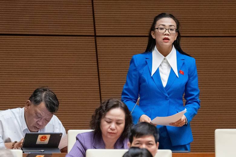 
Đại biểu Trịnh Thị Tú Anh (Đoàn Lâm Đồng). Ảnh: Quốc hội