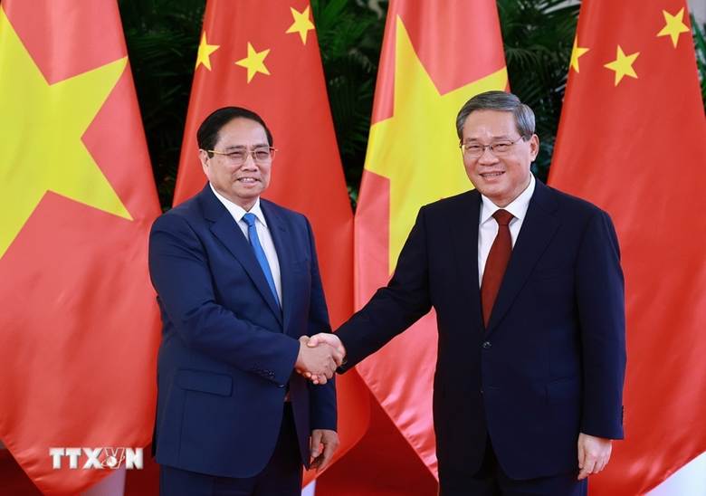 
Thủ tướng Phạm Minh Chính hội đàm với Thủ tướng Trung Quốc Lý Cường. (Ảnh: TTXVN)