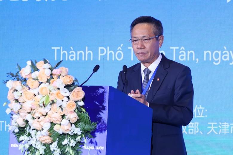 
Chủ tịch Hội đồng thành viên VNPT đã trình bày về chiến lược Hybrid AI - Ảnh: VGP/Nhật Bắc