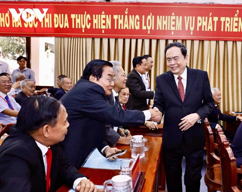 Tại TP. Cần Thơ, Chủ tịch Quốc hội Trần Thanh Mẫn dự Lễ công bố các nghị quyết, quyết định.