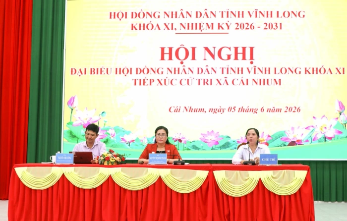 Cử tri xã Cái Nhum kiến nghị đầu tư hạ tầng, tháo gỡ khó khăn trong sản xuất nông nghiệp