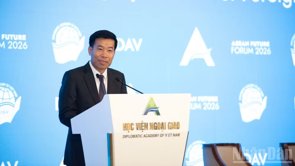 Thứ trưởng Ngoại giao Việt Nam Nguyễn Mạnh Cường phát biểu tại phiên toàn thể. (Ảnh: MINH DUY)