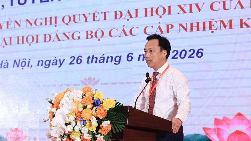 Đồng chí Lại Xuân Lâm, Phó Bí thư Đảng ủy Chính phủ, Trưởng Ban tổ chức hội thi phát biểu khai mạc. (Ảnh: THẾ ĐẠI)