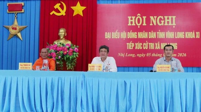 Tổ đại biểu số 4 HĐND tỉnh Vĩnh Long tiếp xúc cử tri xã Nhị Long