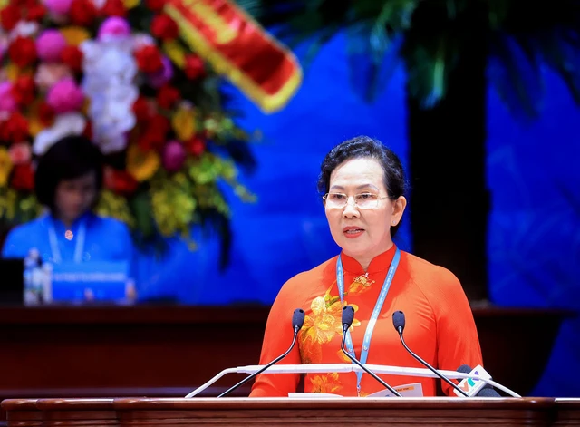 Chủ tịch Hội Liên hiệp Phụ nữ Việt Nam Lê Thị Thủy phát biểu khai mạc đại hội - Ảnh: BTC