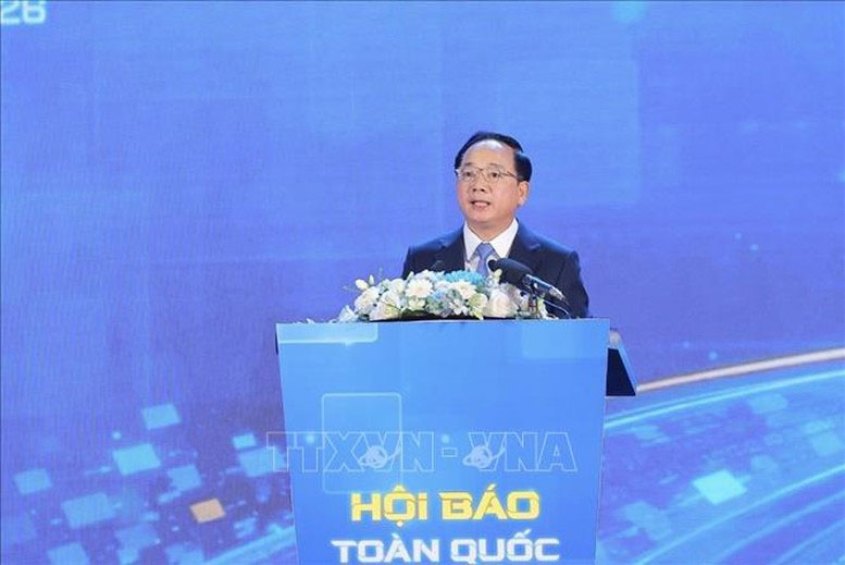 Đồng chí Trịnh Văn Quyết, Ủy viên Bộ Chính trị, Bí thư Trung ương Đảng, Trưởng Ban Tuyên giáo và Dân vận Trung ương phát biểu tại lễ khai mạc Hội báo toàn quốc 2026.