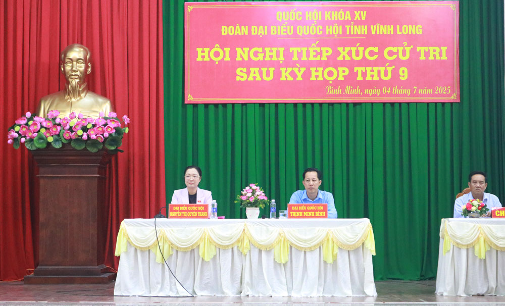 Đoàn đại biểu Quốc hội đơn vị tỉnh Vĩnh Long tiếp xúc cử tri phường Bình Minh