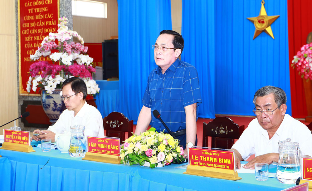 Phó Bí thư Tỉnh ủy- Lâm Minh Đằng phát biểu chỉ đạo tại hội nghị.