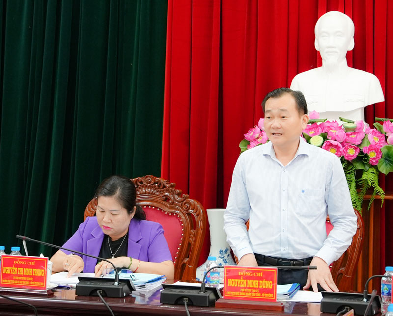 Đồng chí Nguyễn Minh Dũng- Phó Bí thư Tỉnh ủy, Chủ tịch HĐND tỉnh lưu ý một số vấn đề cần quan tâm tại hội nghị thẩm định văn kiện đại hội.