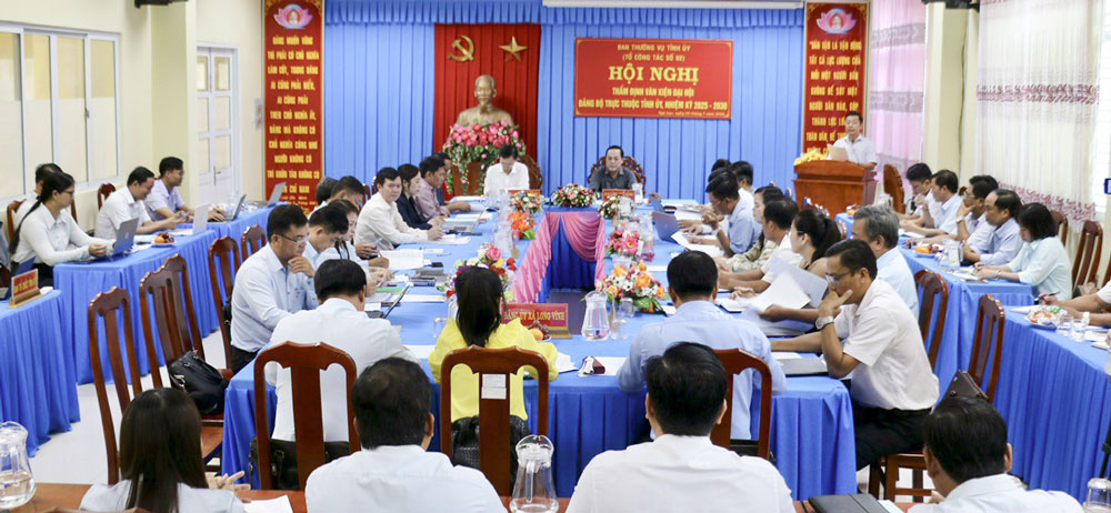 Quang cảnh hội nghị.