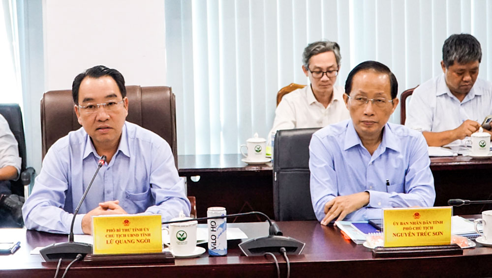 Phó Bí thư Tỉnh ủy, Chủ tịch UBND tỉnh- Lữ Quang Ngời phát biểu tại buổi làm việc.
