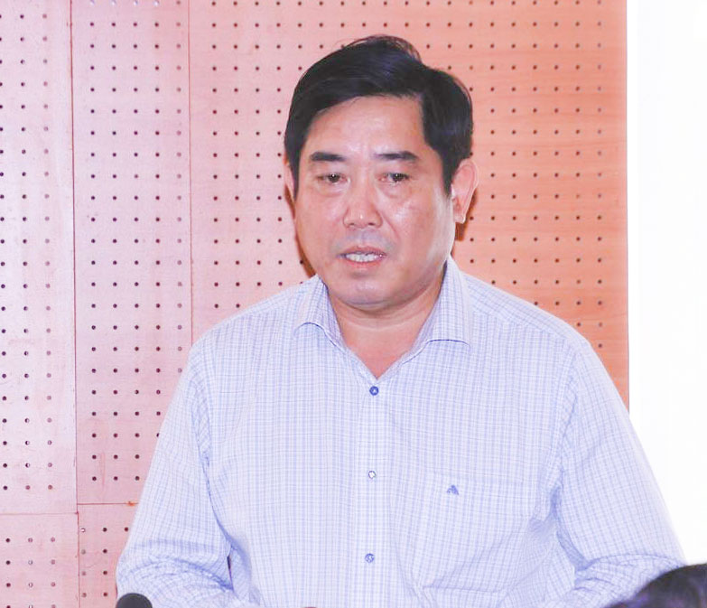  Đồng chí Dương Văn Triệu- Tỉnh ủy viên, Bí thư Đảng ủy phường Duyên Hải báo cáo kết quả tổ chức đại hội của phường.
