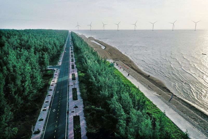 Khu du lịch biển Ba động (phường Trường Long Hòa) địa bàn do Đồn Biên phòng Cửa khẩu cảng Trường Long Hòa phụ trách. Ảnh: Thanh Nhã