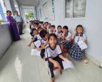 Hỗ trợ 50% mức đóng bảo hiểm y tế cho học sinh, sinh viên