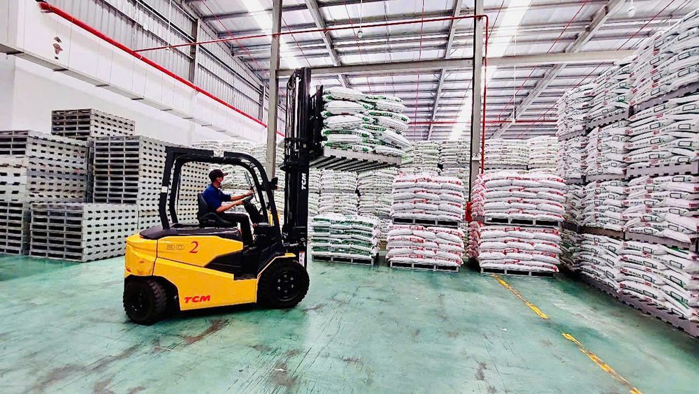 Tiếp tục ưu tiên thúc đẩy tăng trưởng, chú trọng thúc đẩy mạnh mẽ các động lực tăng trưởng.