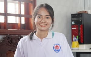 Thủ khoa Lê Trần Phương Nhung với ước mơ vào ngành Sư phạm