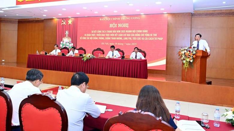 Hội nghị sơ kết công tác 6 tháng đầu năm, triển khai nhiệm vụ 6 tháng cuối năm 2025 của ngành Nội chính Đảng