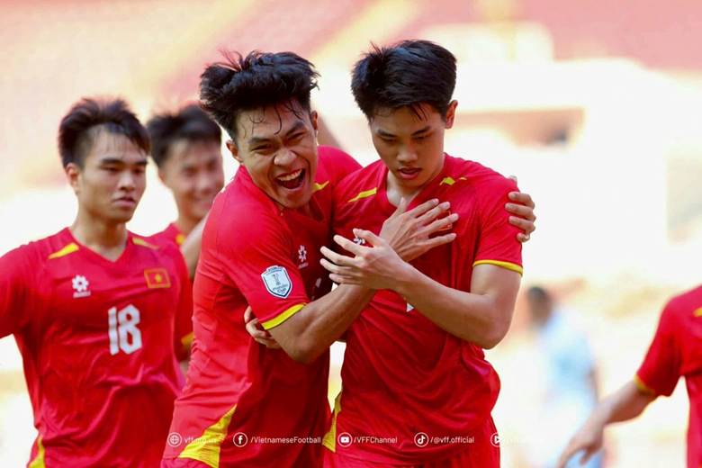 
U23 Việt Nam ngược dòng hạ gục U23 Philippines (Ảnh: VFF).
