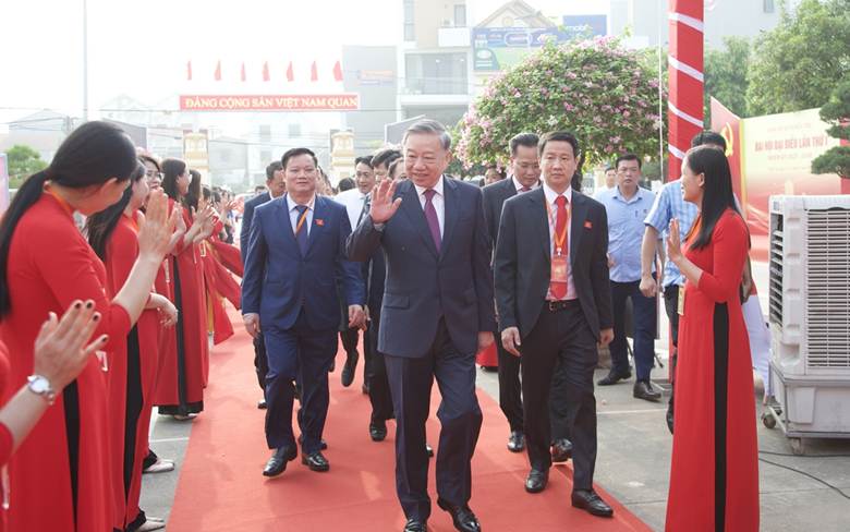 Tổng Bí thư Tô Lâm dự, chỉ đạo Đại hội Đảng bộ xã Nghĩa Trụ, tỉnh Hưng Yên