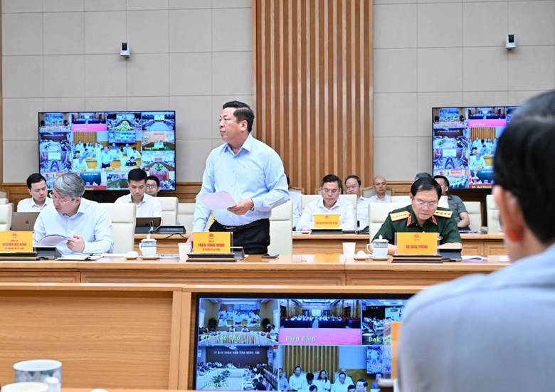 Bộ trưởng Xây dựng Trần Hồng Minh phát biểu.