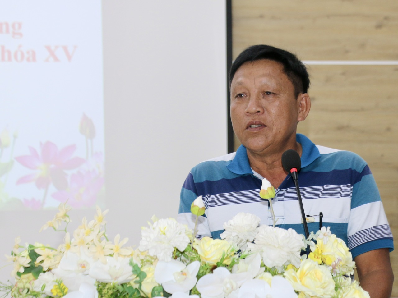 Cử tri ấp Cái Đôi cũng kiến nghị cần sớm sửa chữa nâng cấp tuyến quốc lộ 53 đi qua khu vực xã Long Thành.