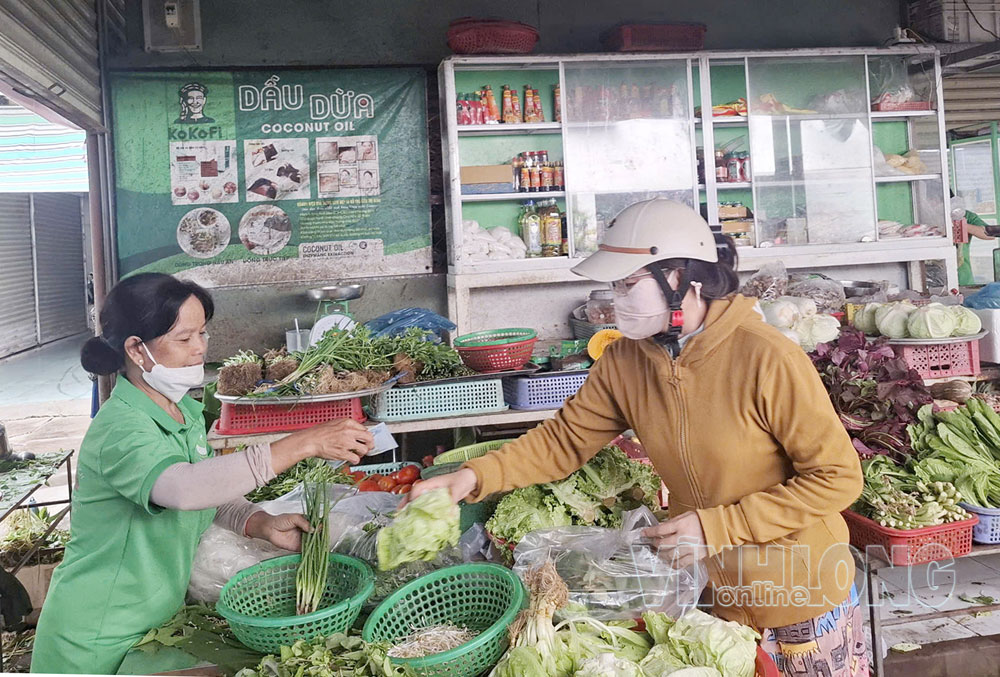 Cửa hàng nông sản an toàn của Công ty CP Thương Mại- Dịch vụ rau sạch (phường Long Đức).