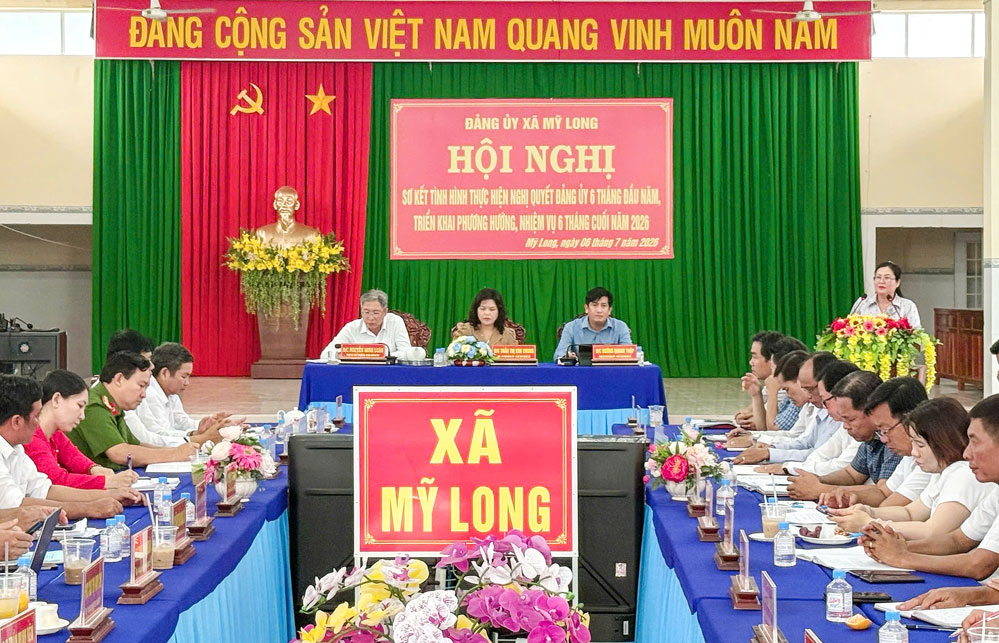 Hội nghị sơ kết 06 tháng đầu năm 2026 của Đảng ủy xã Mỹ Long