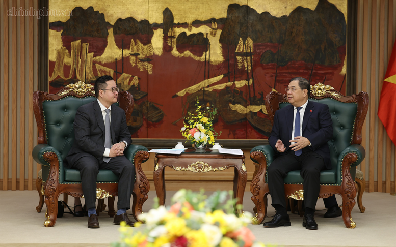 Phó Thủ tướng Thường trực đánh giá cao kết quả đầu tư, kinh doanh của Tập đoàn Yongjin thời gian qua - Ảnh: VGP/Phương Nguyên