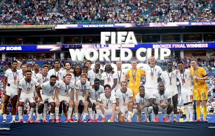 Đội tuyển Anh thắng Pháp tỷ số 6-4 giành HCĐ World Cup 2026, cũng là vị trí cao nhất của Tam sư tại World Cup kể từ năm 1966. Ảnh: Reuters