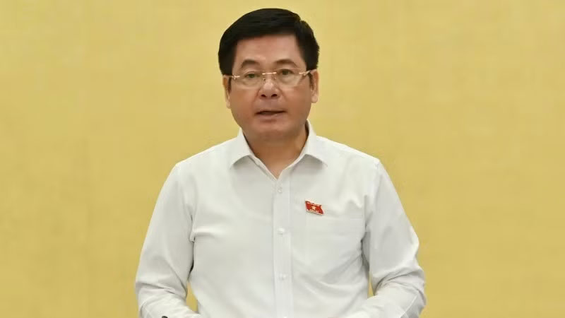 Phó Chủ tịch Quốc hội Nguyễn Hồng Diên phát biểu kết luận nội dung phiên họp. (Ảnh: THỦY NGUYÊN)