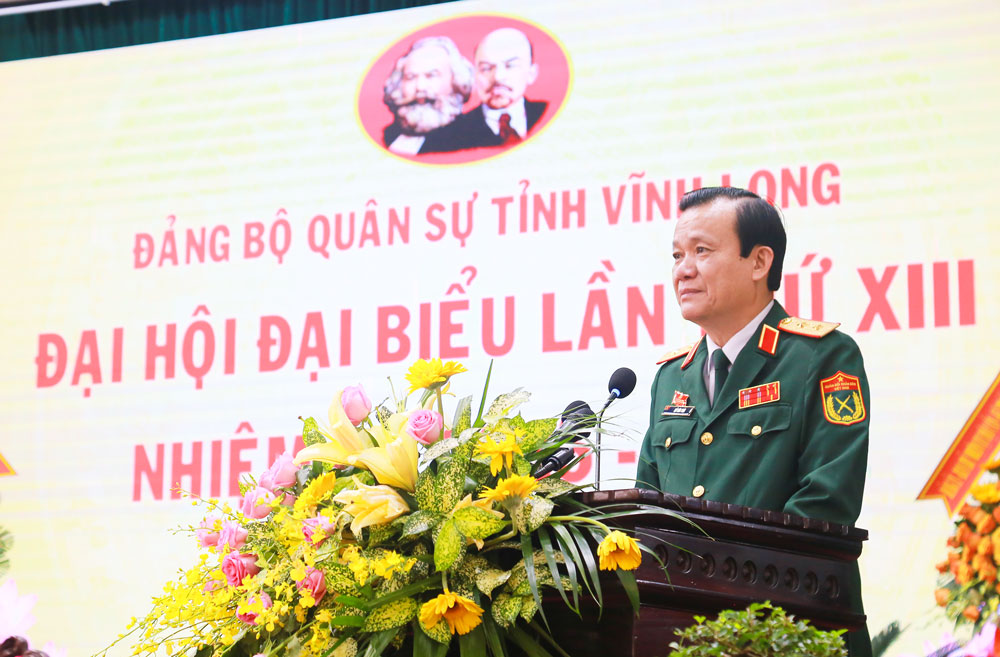  Trung tướng Hồ Văn Thái phát biểu chỉ đạo đại hội.