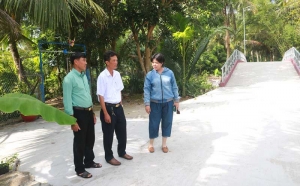 Hướng về cơ sở, chăm lo đời sống Nhân dân 