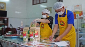 Đưa sản phẩm truyền thống lên “chợ mạng”