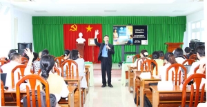 Giáo viên tiếp cận AI- nâng cao hiệu quả dạy học và quản lý 
