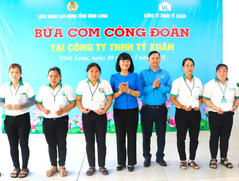 Công đoàn quan tâm chăm lo đời sống vật chất, tinh thần cho đoàn viên, người lao động.