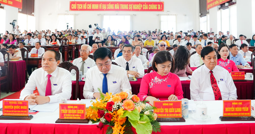 Lãnh đạo Trung ương tham dự đại hội.