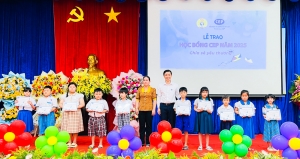 Trao học bổng CEP - chia sẻ yêu thương