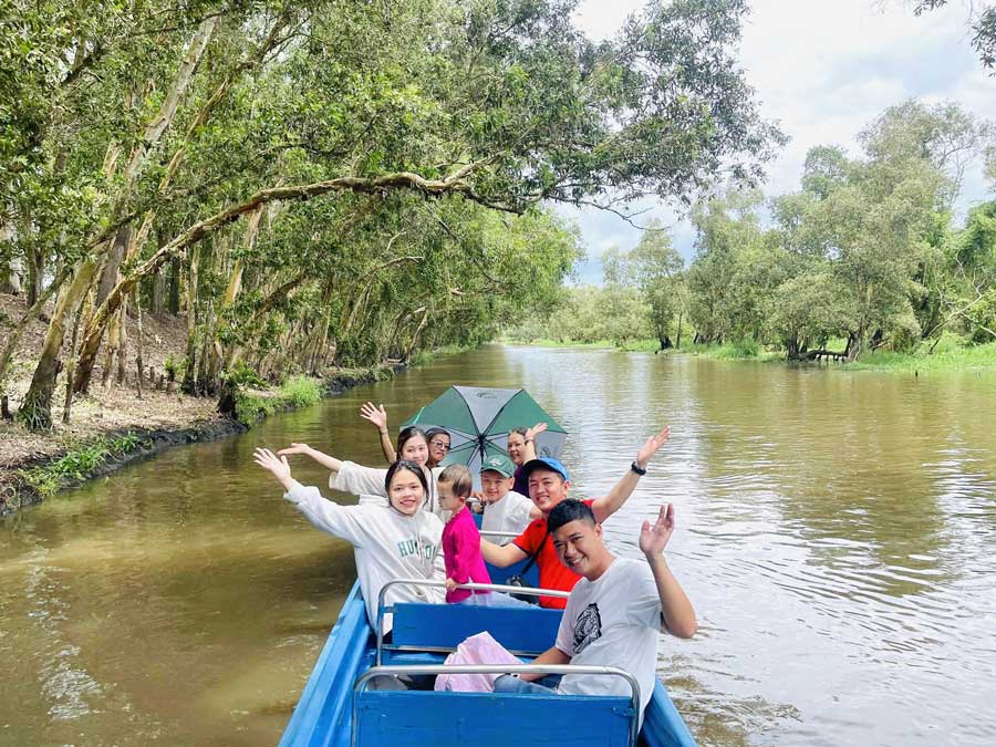 Mọi người cùng sống tử tế với nhau, lan tỏa được niềm hạnh phúc và giá trị cuộc sống.

