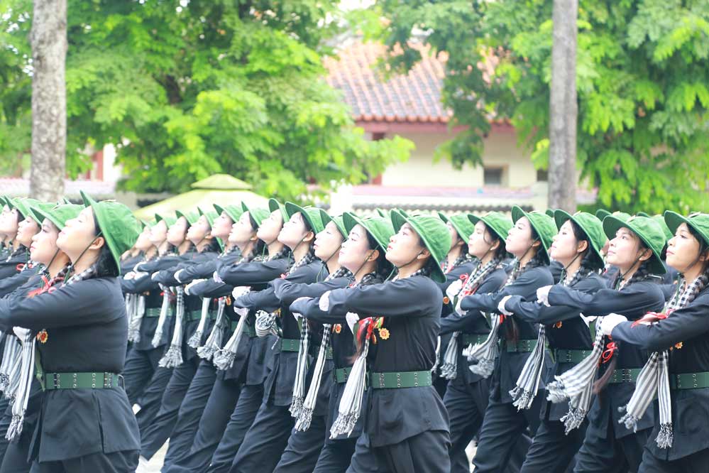 Khối nữ Du kích miền Nam.